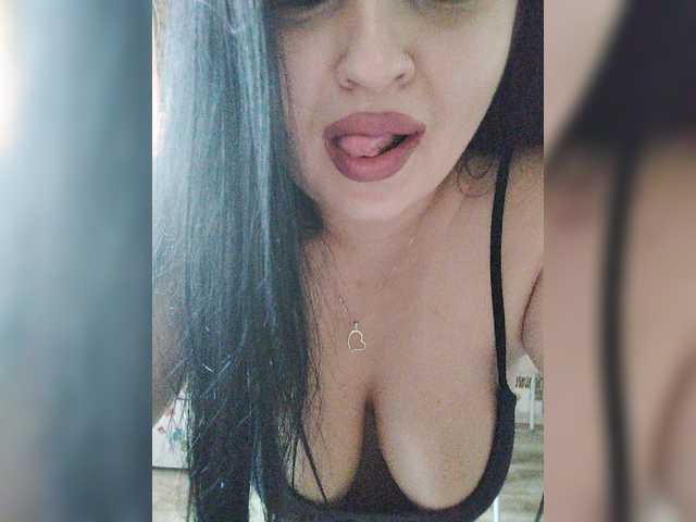 Monica- live cam on BongaCams