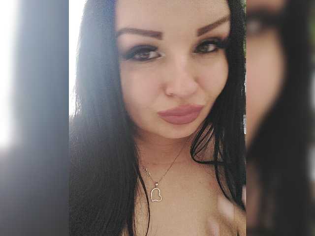 Monica- live cam on BongaCams