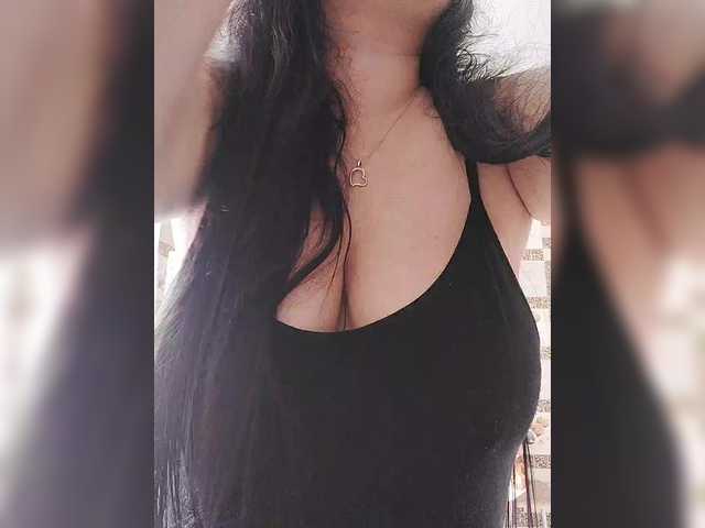 Monica- live webcam show
