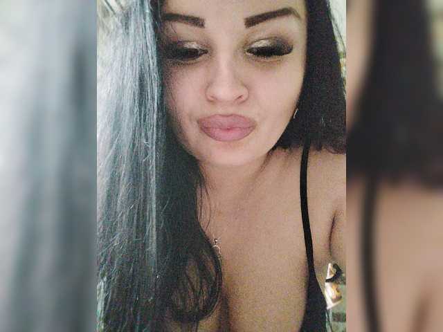 Monica- live cam on BongaCams