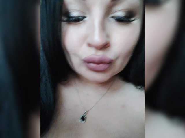 Monica- live cam on BongaCams