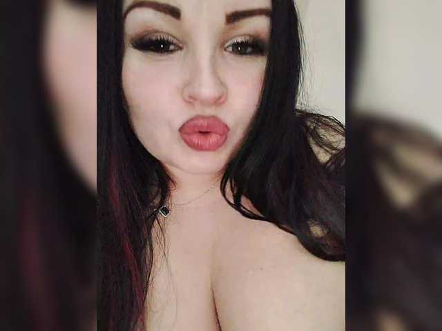 Monica-'s BongaCams show and profile