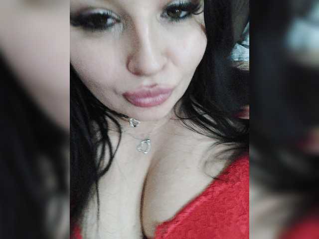 Monica-, en directo ahora en BongaCams