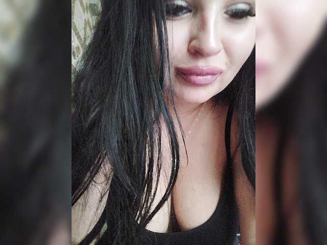 Monica- live cam on BongaCams