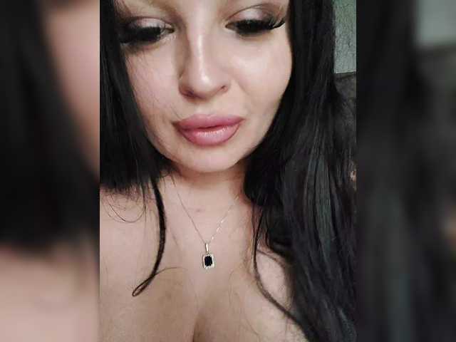 видео Monica-