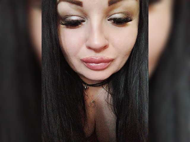 Monica- live cam on BongaCams