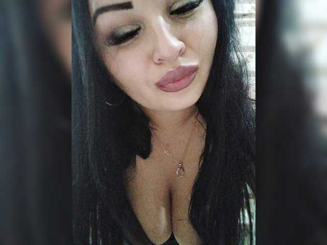 Monica- live cam on BongaCams
