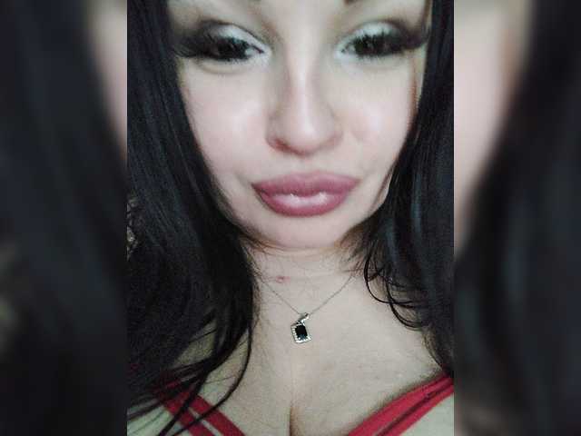 Monica- live cam