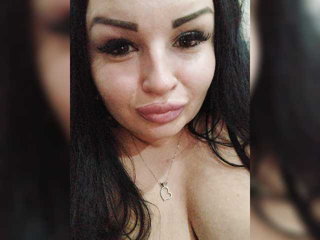 Monica- live cam on BongaCams