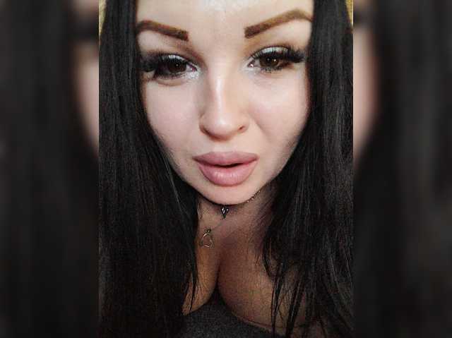 Monica- live cam on BongaCams