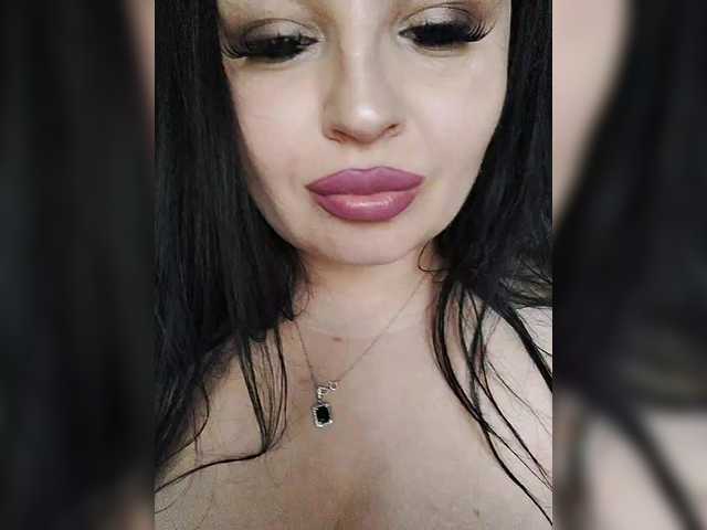 monica- online