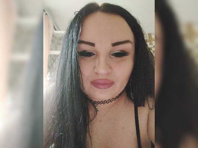 Monica- live cam on BongaCams