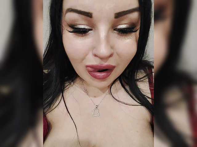 Monica- live cam on BongaCams