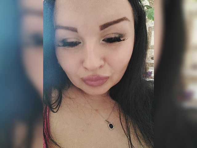 Monica- live cam on BongaCams