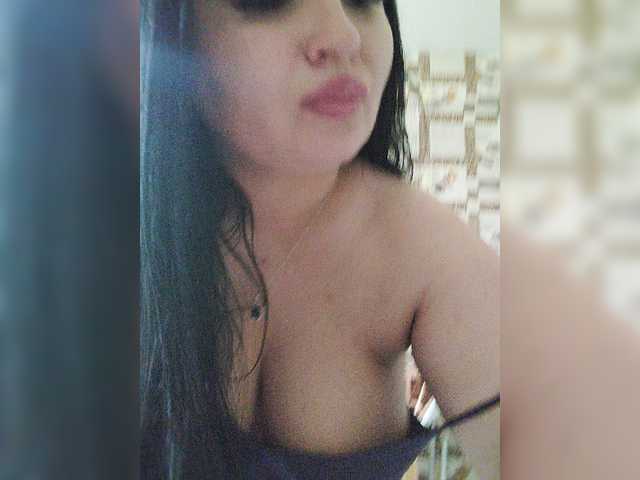 monica- live sex show