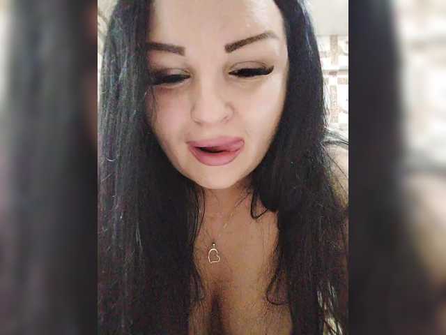 Monica- live webcam show