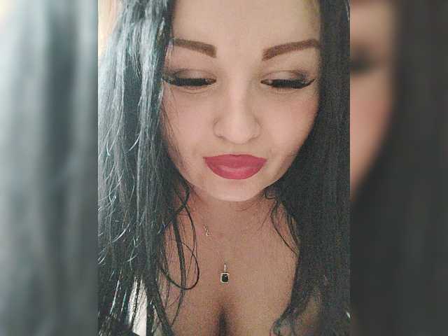 Monica- live cam on BongaCams