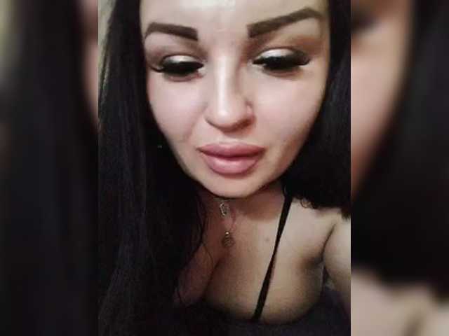 Monica- live cam on BongaCams