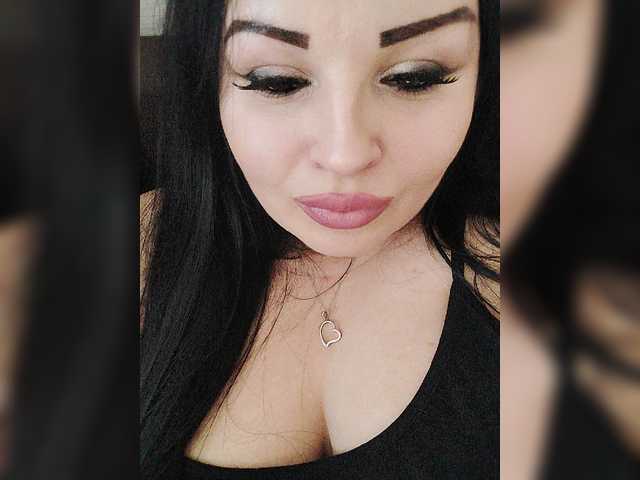 Monica- live cam on BongaCams