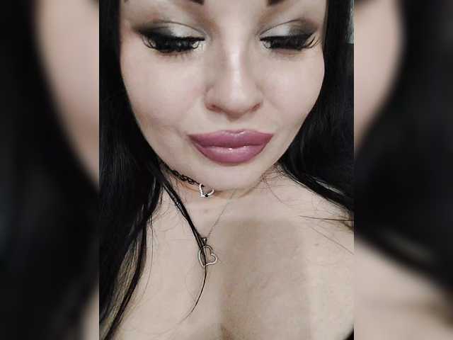 Monica- live cam on BongaCams
