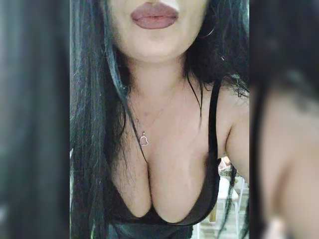 Monica- live cam on BongaCams