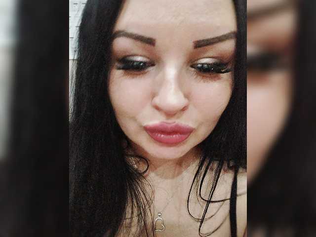 Monica- live cam on BongaCams