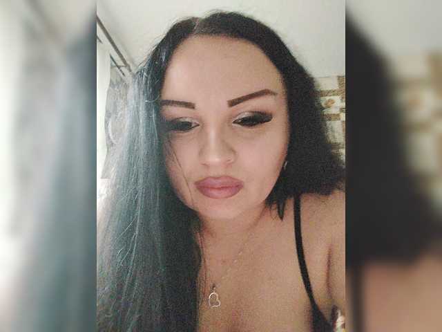 Monica- live cam on BongaCams