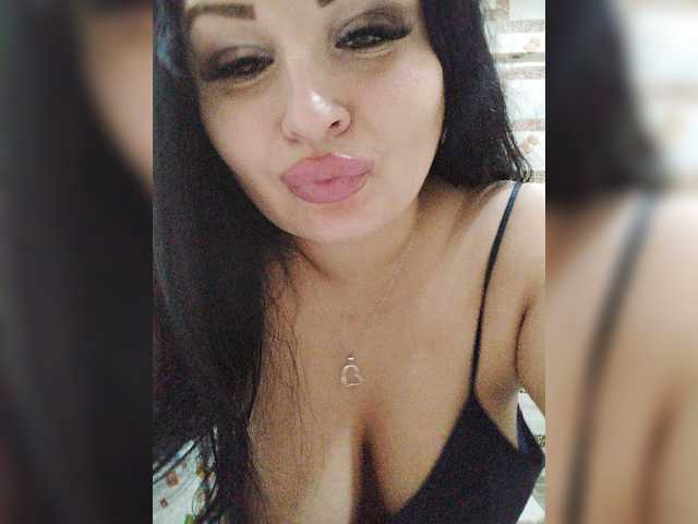 Monica- live cam on BongaCams