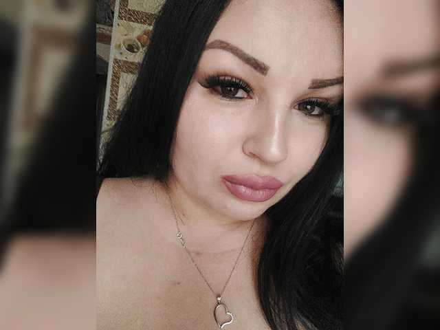Monica- live webcam show