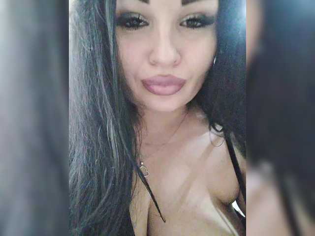 Monica- live cam on BongaCams