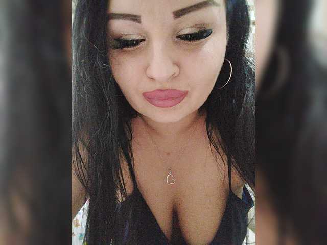 модель Monica-