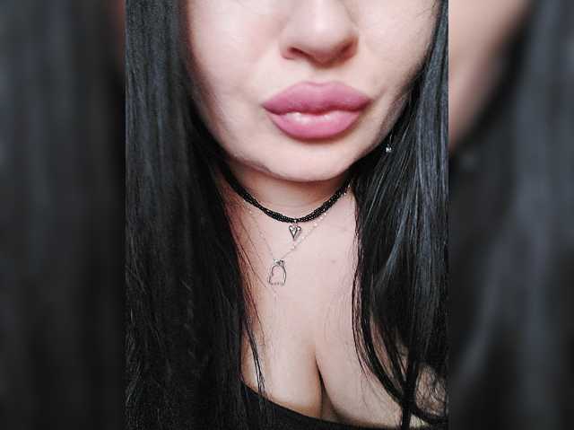 Monica- live cam on BongaCams