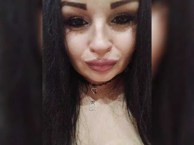 Monica-, en vivo ahora en BongaCams