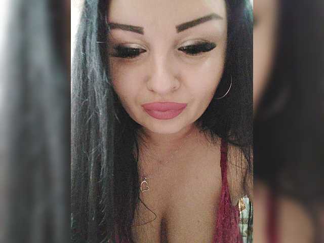 Monica- live cam on BongaCams