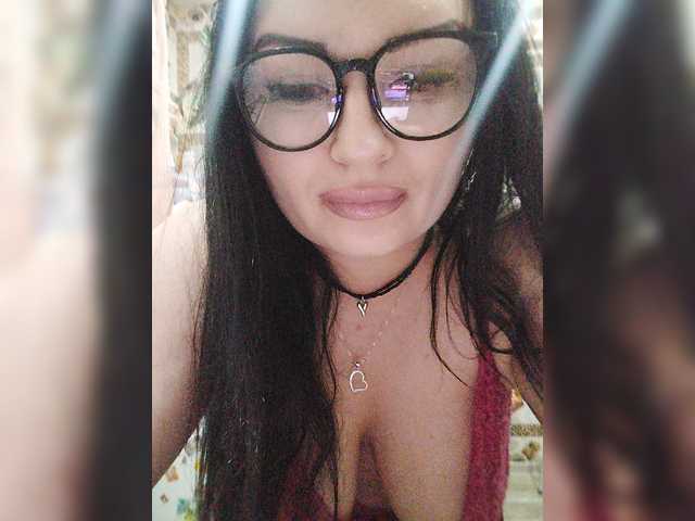 Monica- live cam on BongaCams