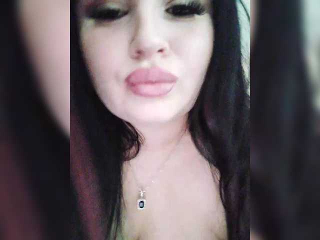 Monica-'s BongaCams show and profile