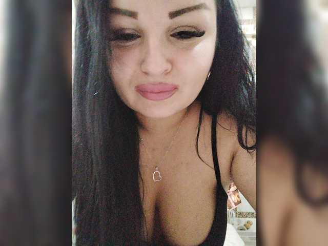 Monica- live webcam show