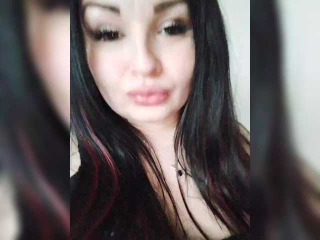 Monica-'s BongaCams show and profile