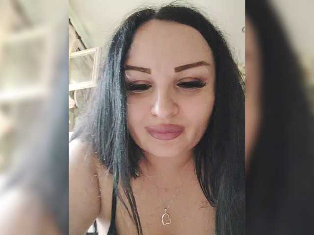 Monica- live cam on BongaCams