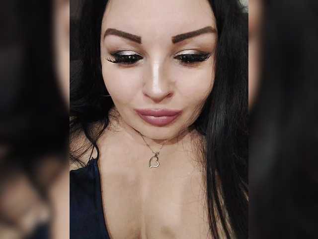 Monica- live cam on BongaCams