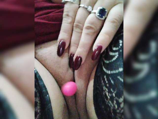 Monica-, en directo ahora en BongaCams