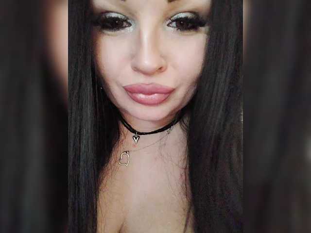 Monica- live cam on BongaCams