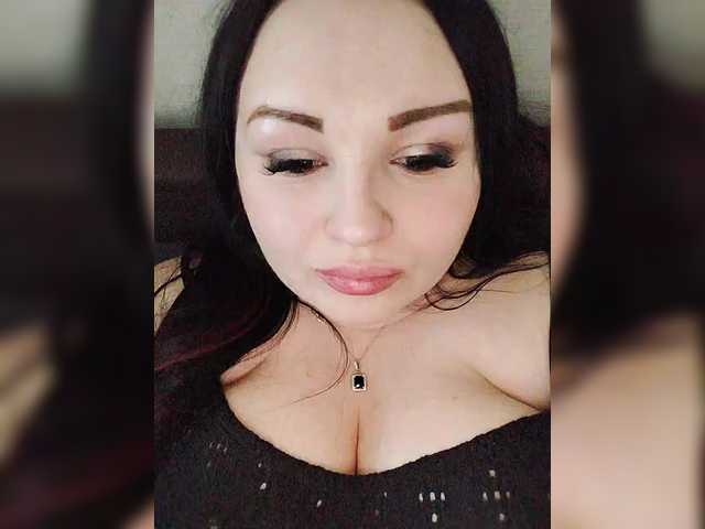 Monica-'s BongaCams show and profile