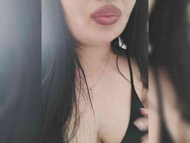 Monica- Live Webcam on BongaCams