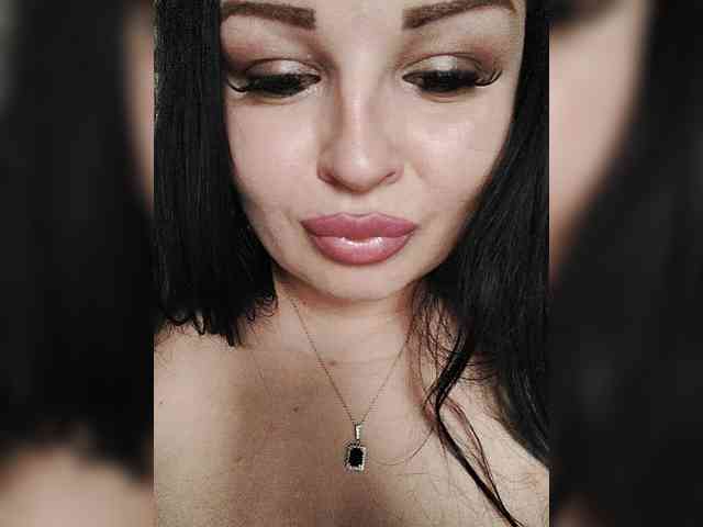 Monica- Sex Cam Show