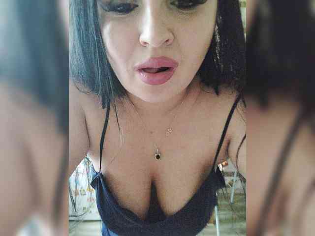 Monica- Sex Cam Show