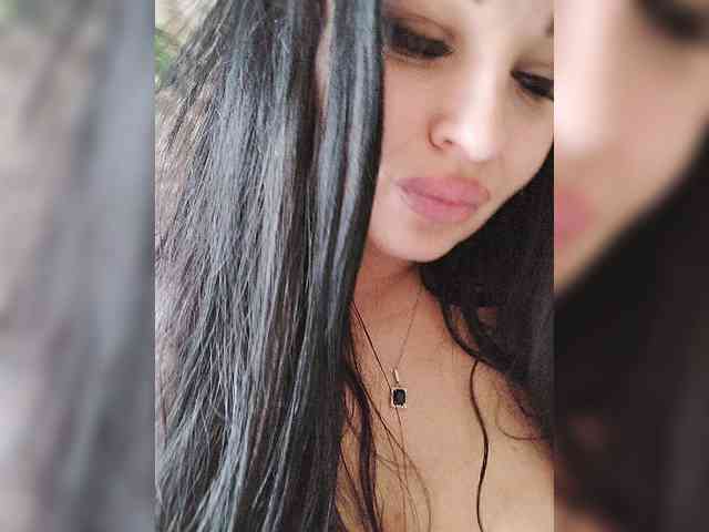 Monica- Sex Cam Show