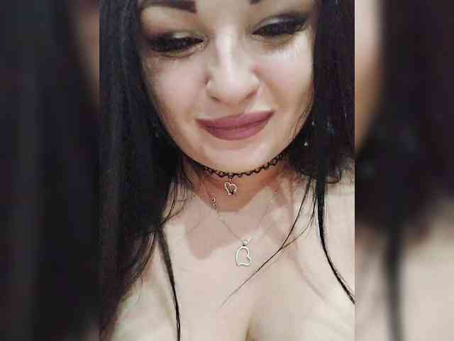 Silvercrystal's cam show statistics and live stream