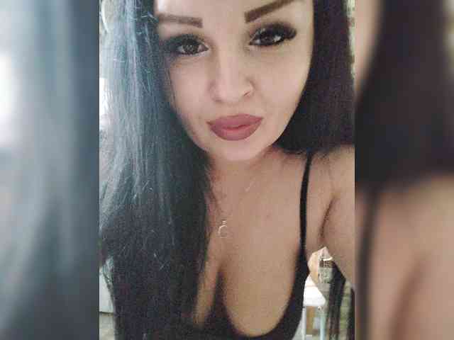 Monica- Live Webcam on BongaCams