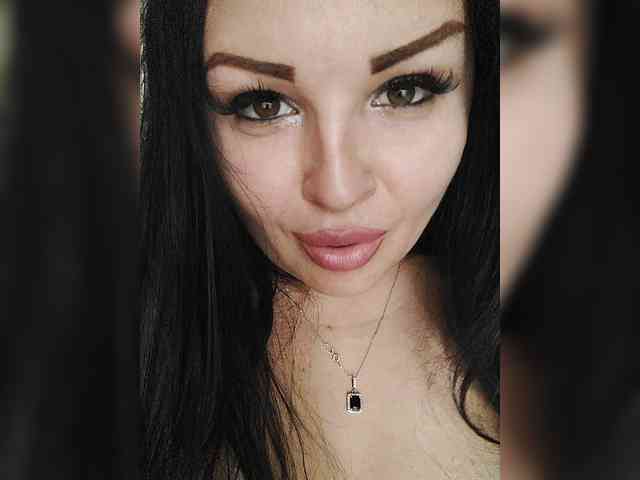 Monica- Sex Cam Show